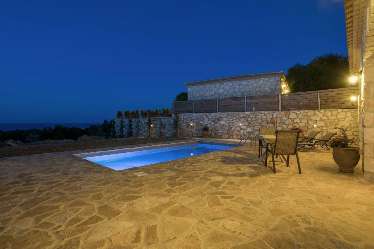 David'S Villas - Private Pool & Scenic Surroundings วาซิลิคอส ภายนอก รูปภาพ