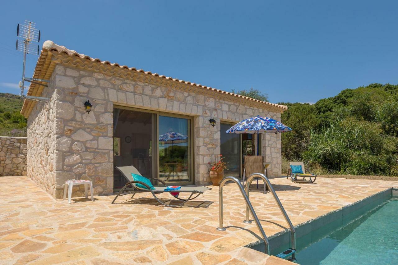 David'S Villas - Private Pool & Scenic Surroundings วาซิลิคอส ภายนอก รูปภาพ